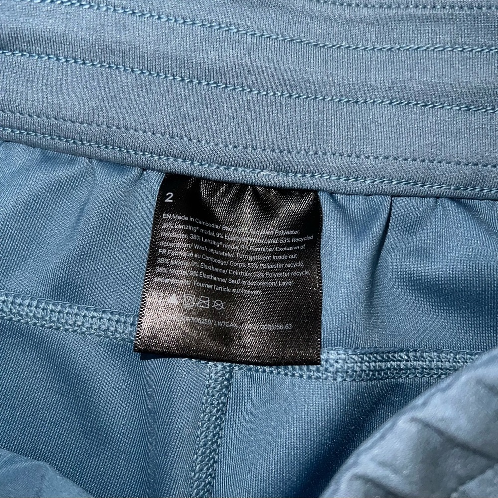 Lululemon Softstreme High Rise Short - Picture 4 of 7